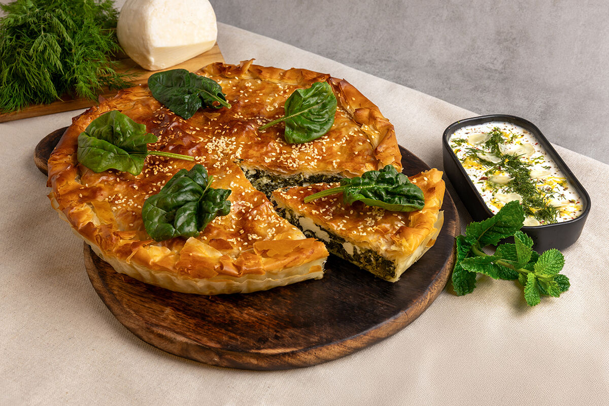 Spanakopita – grčka pita sa špinatom i sirom